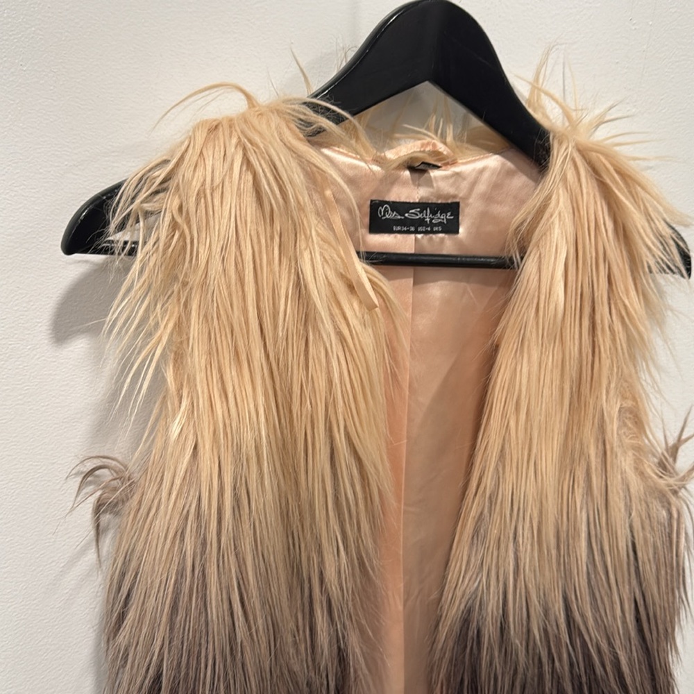 Miss Selfridge Ombr Fur Vest View 3